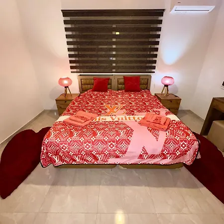 Lapta Red 1 Bedroom Apartment *